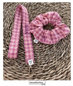 Lanyard + Scrunchie personalizado Vichy bicolor rosa blush